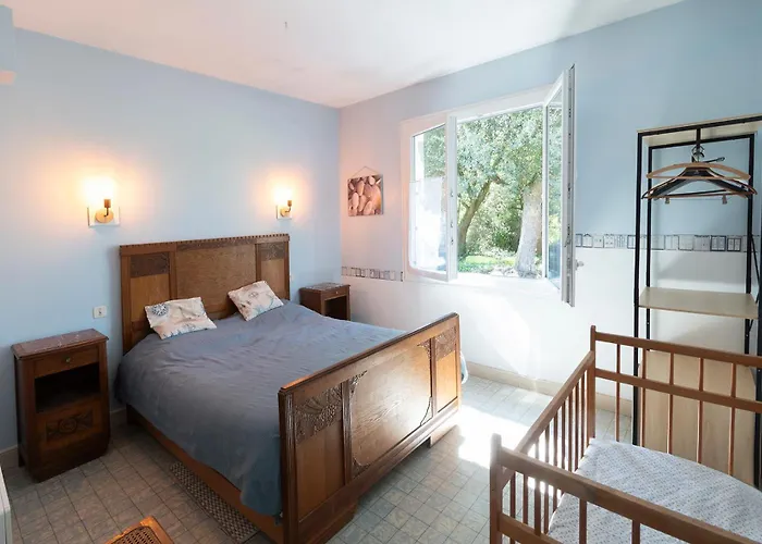 La Menounière - Maison Ile D'oléron, 100m Du Bord De